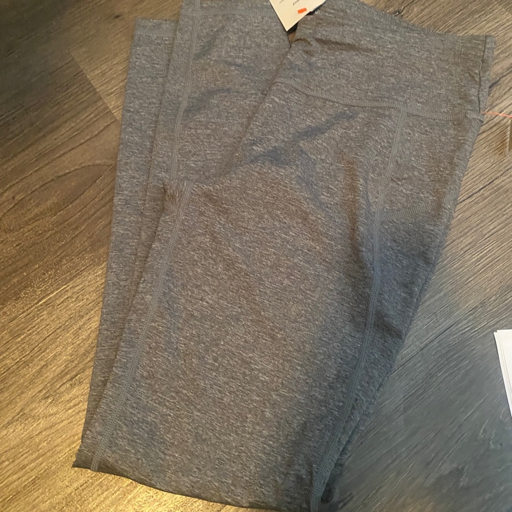NWT sweaty Betty contour workout leggings size m medium